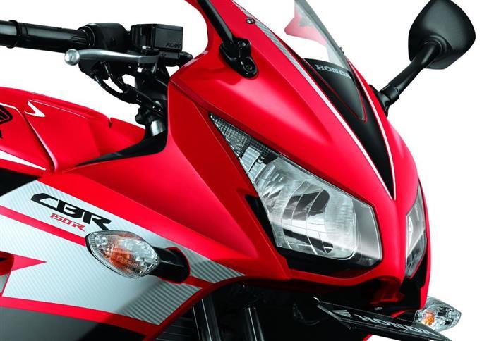 Honda CBR150R 2015 Price, Specs, Review, Pics & Mileage In India