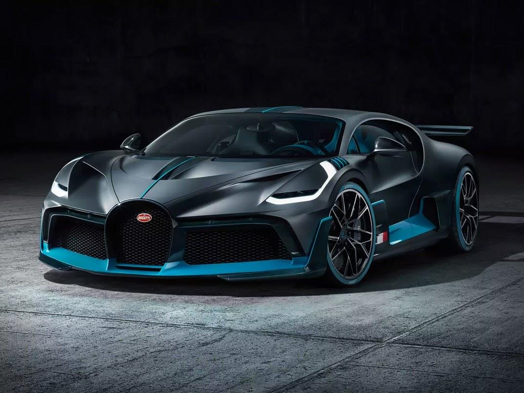 Bugatti Divo Price, Specs, Review, Pics & Mileage in India