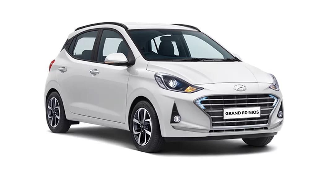 Hyundai Grand I10 Nios Sportz Price Specs Top Speed Mileage In   Hyundai Grand I10 Nios Polar White 