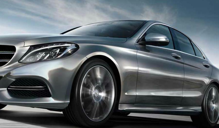 Mercedes New CClass C180 Price, Specs, Review, Pics & Mileage in India