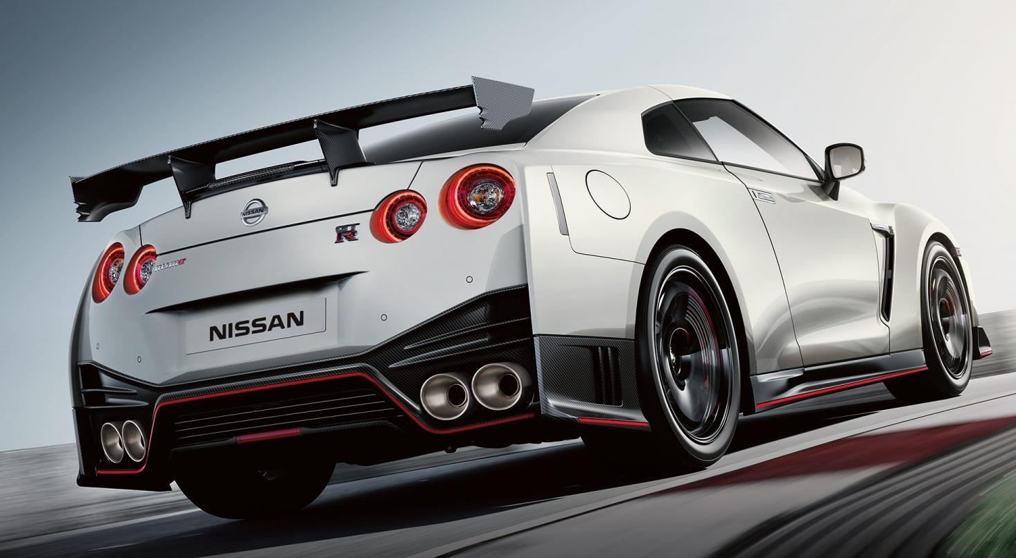 Nissan GT-R NISMO Price, Specs, Review, Pics & Mileage in India