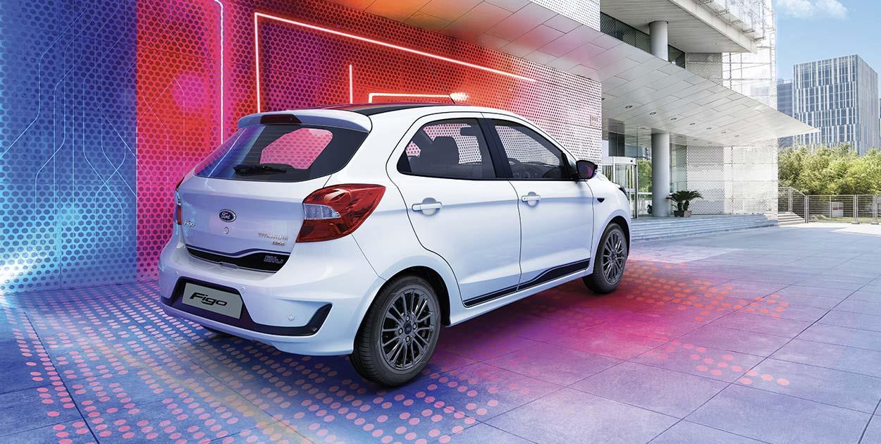 Ford Figo Price, Specs, Review, Pics & Mileage in India