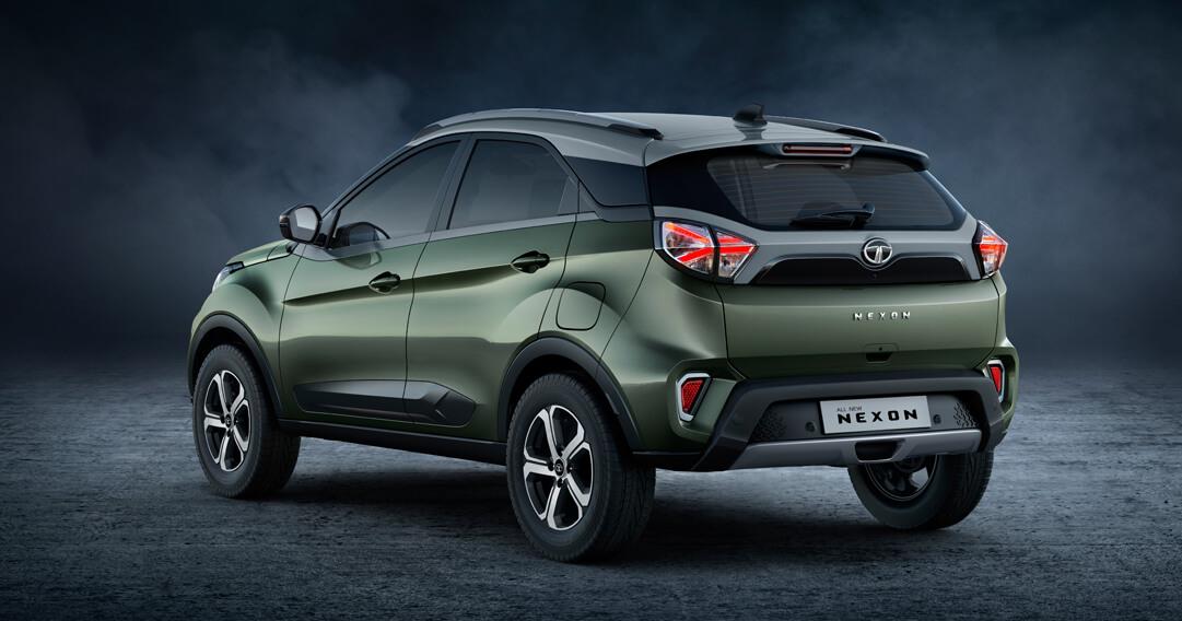 Tata Nexon Xz Plus Hs Dual Tone Price Specs Top Speed And Mileage In India