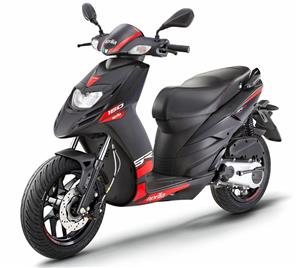 BS6 Aprilia SR 160 Carbon