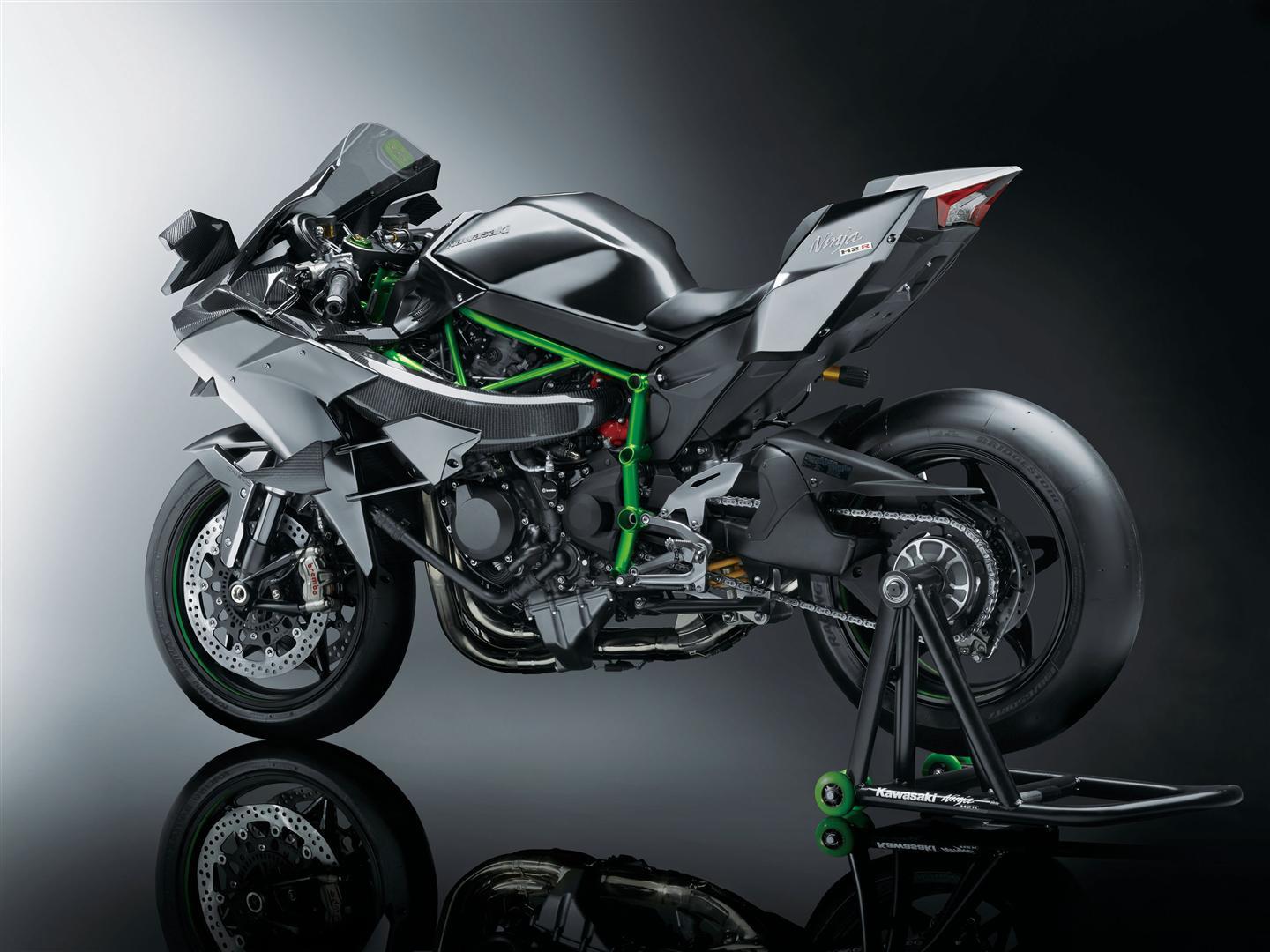 2022 Kawasaki Ninja Price, Specs, Top Speed & Mileage in