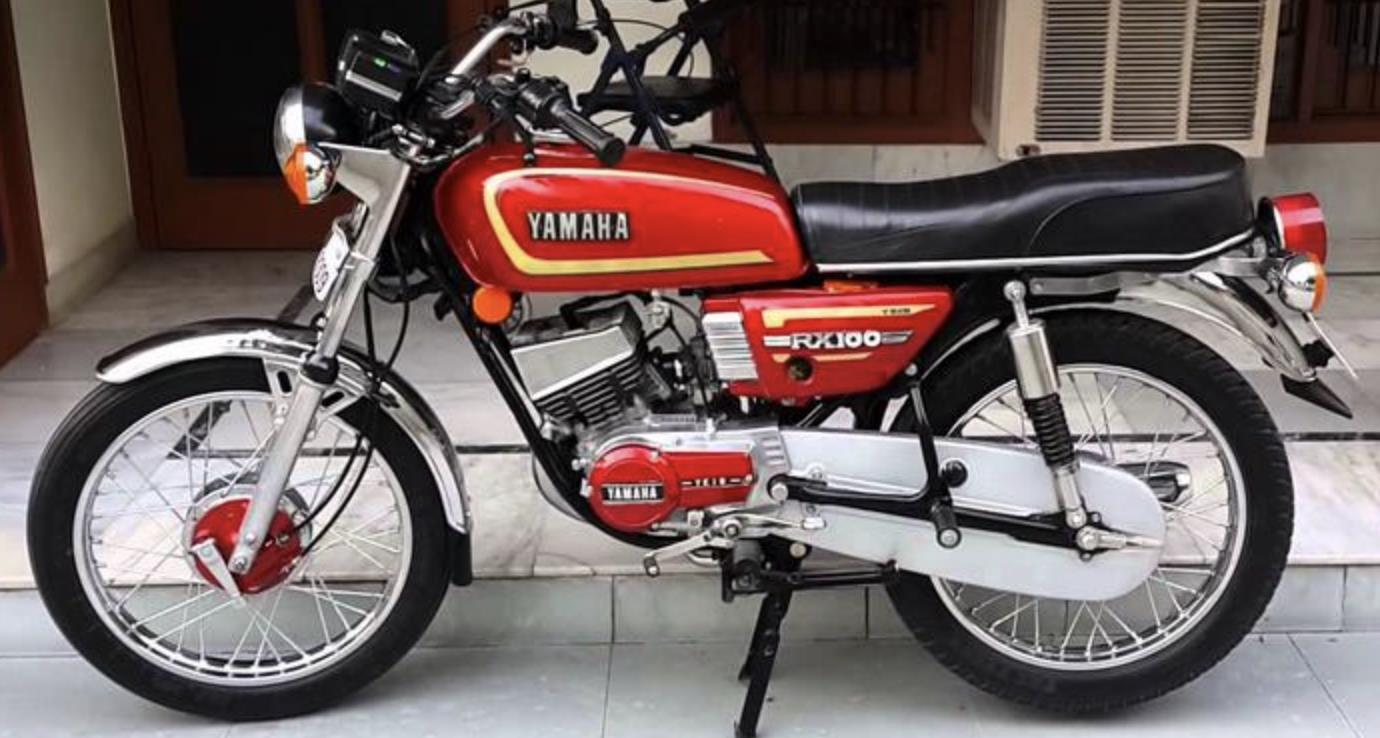 Yamaha RX 100 Price, Specs, Top Speed & Mileage in India