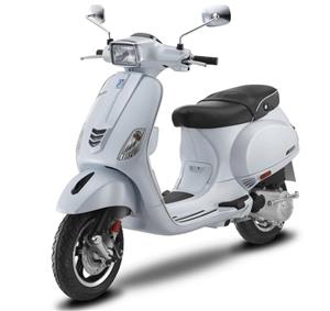 Vespa 946 Emporio Armani Available with INR 2 Lakh Discount in India -  Maxabout News