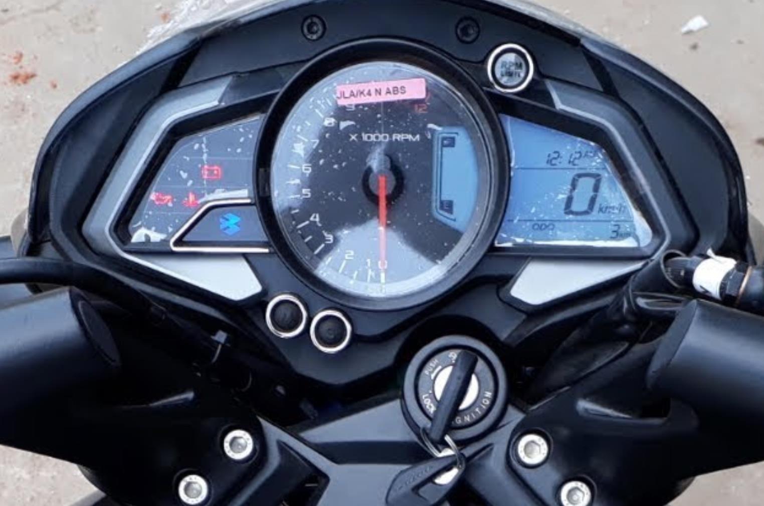 new ns200 price