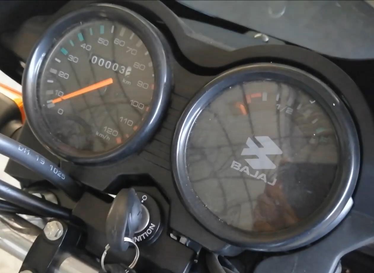 bajaj ct hundred bike