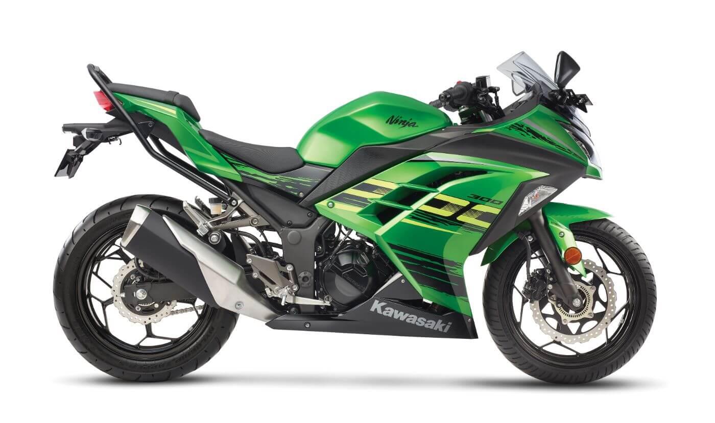 Kawasaki Ninja 300 стант