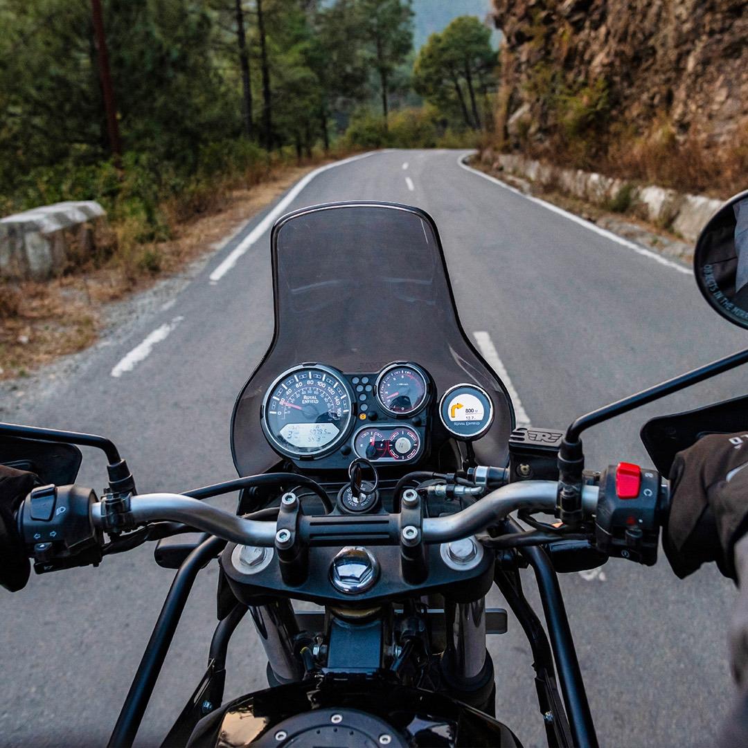 Royal Enfield Himalayan Granite Black Price, Specs & Mileage in India