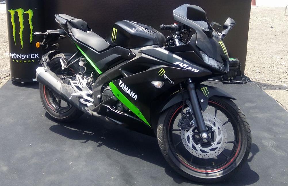 Yamaha R15 V3 Matte Black Price, Specs, Top Speed & Mileage in India