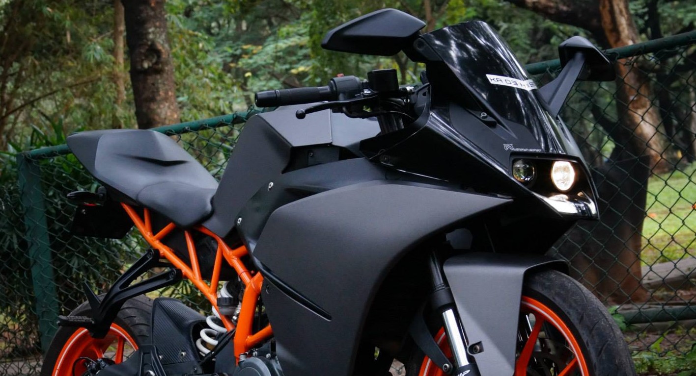 Mind Blowing KTM RC 390 Charcoal Grey Edition by WrapCraft