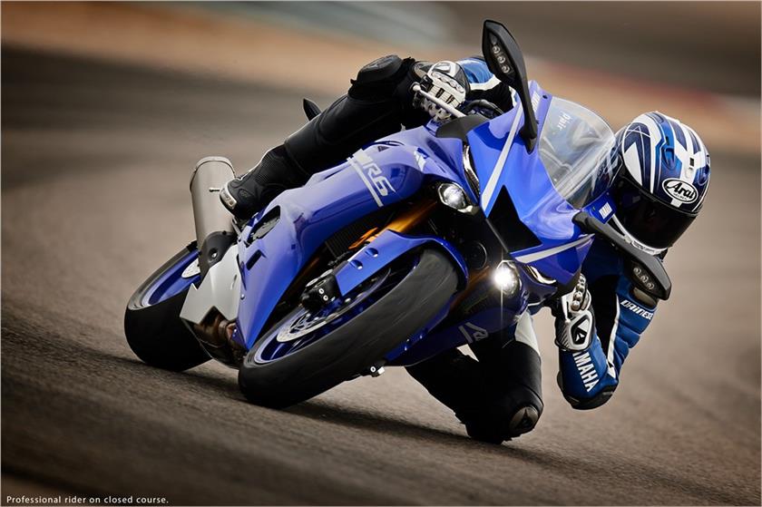 2017 Yamaha YZF-R6 Officially Unleashed!