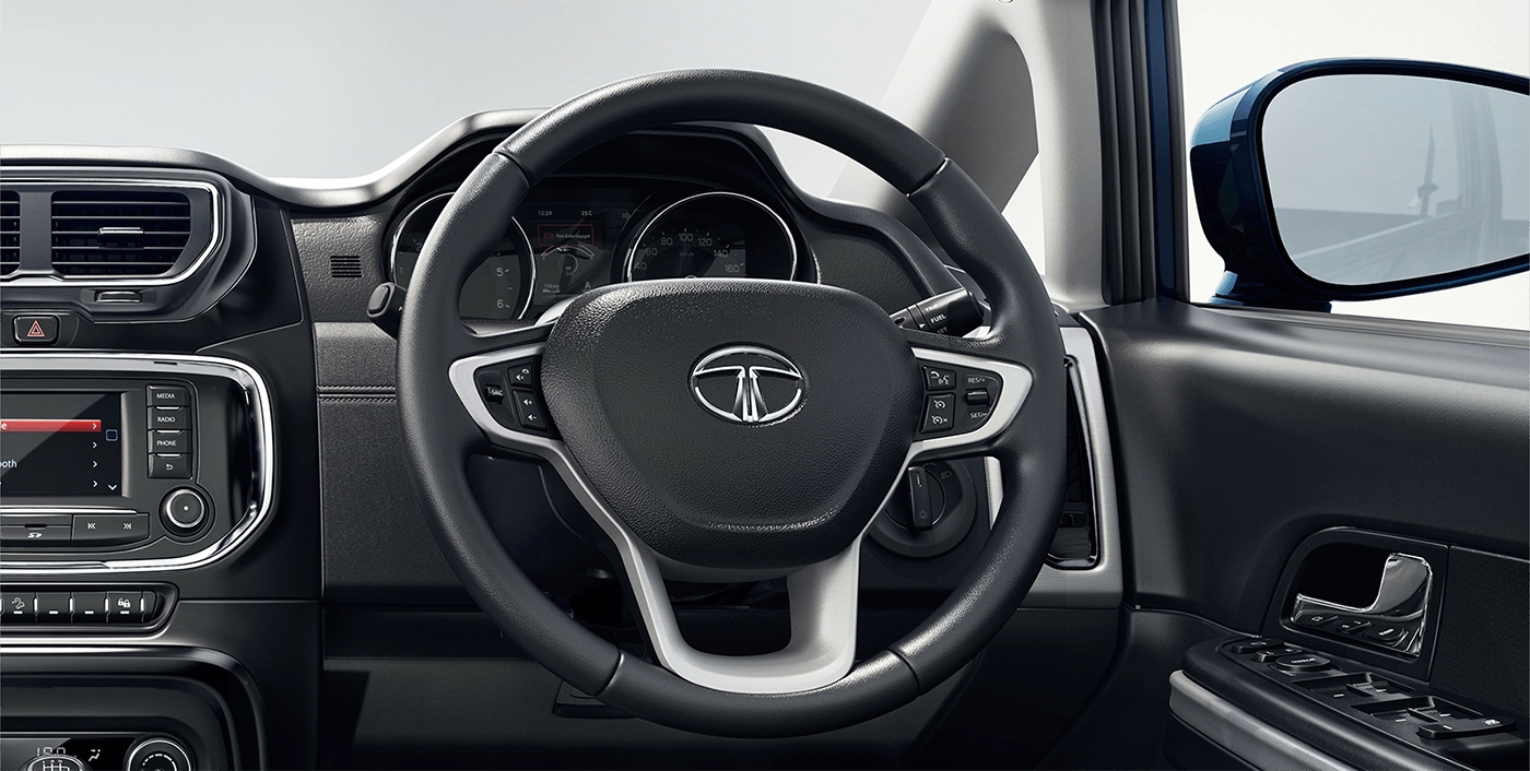 tata-hexa-interior-steering-and-cruise-control