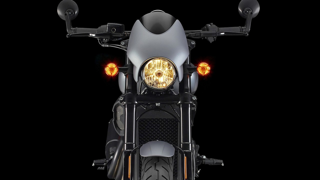 2017-Harley-Davidson-Street-Rod-750-22