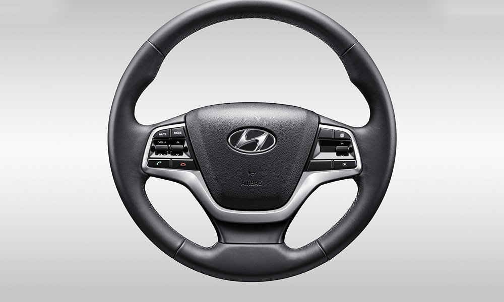 2017-hyundai-verna-steering-wheel