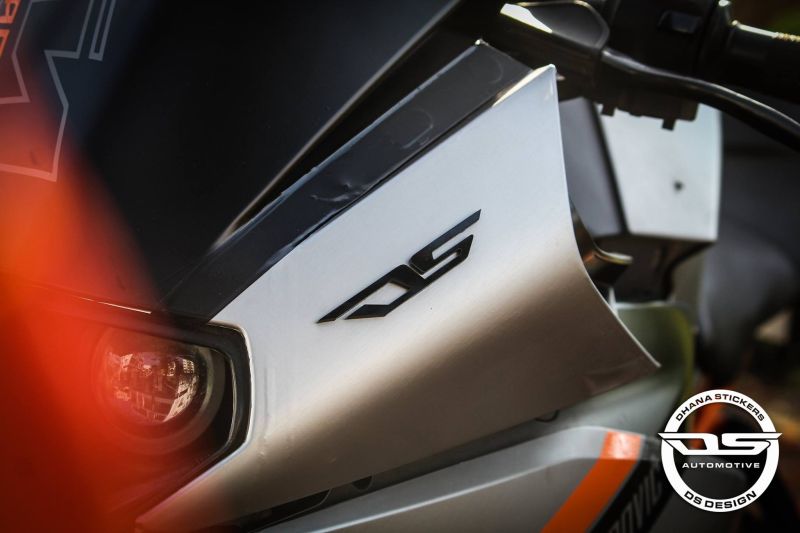 Meet Brushed Matte Grey KTM RC 200 by DS Design - portrait