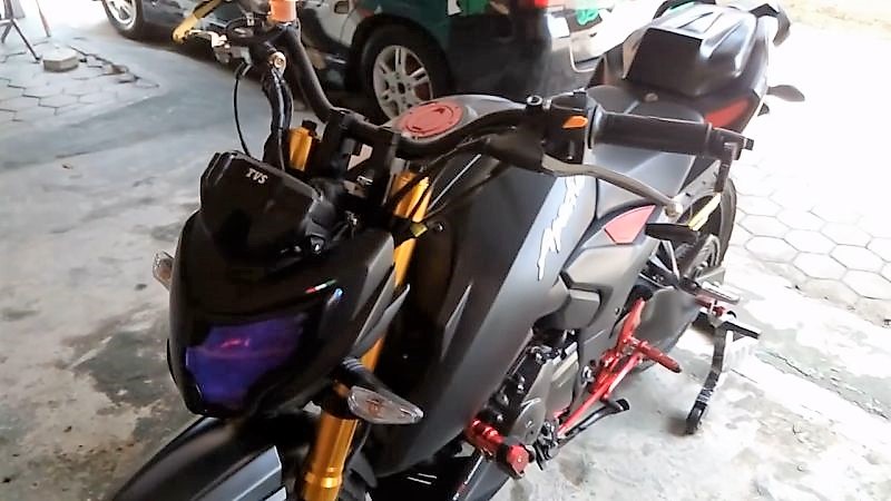 Live Photos of TVS Draken Concept-Inspired Apache RTR 200 - close up