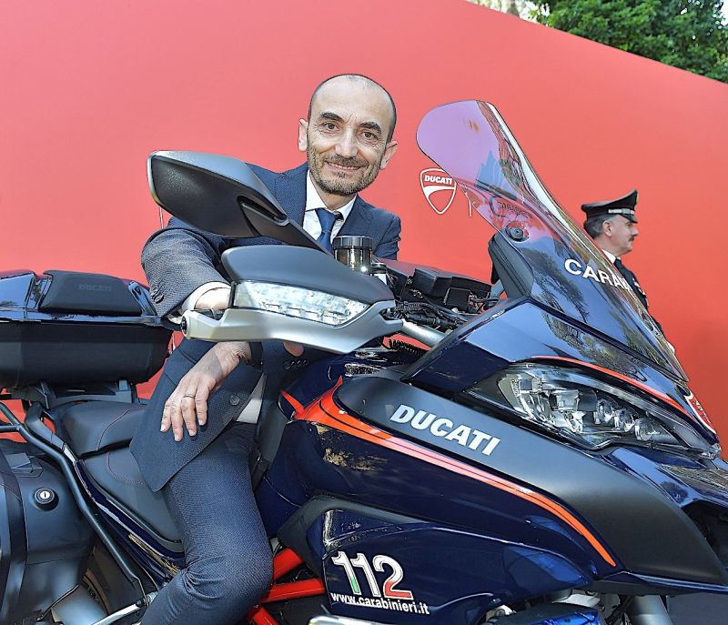 italian-police-gets-new-ducati-patrol-bikes-7