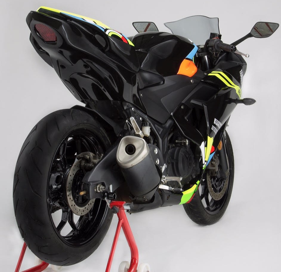 Meet VR3M: Yamaha R3 Transformed into R1M Superbike by Autologue Design - photograph