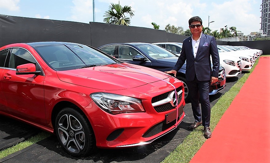 Mercedes-Benz Delivers a Record 51 Cars in One Day in Kolkata