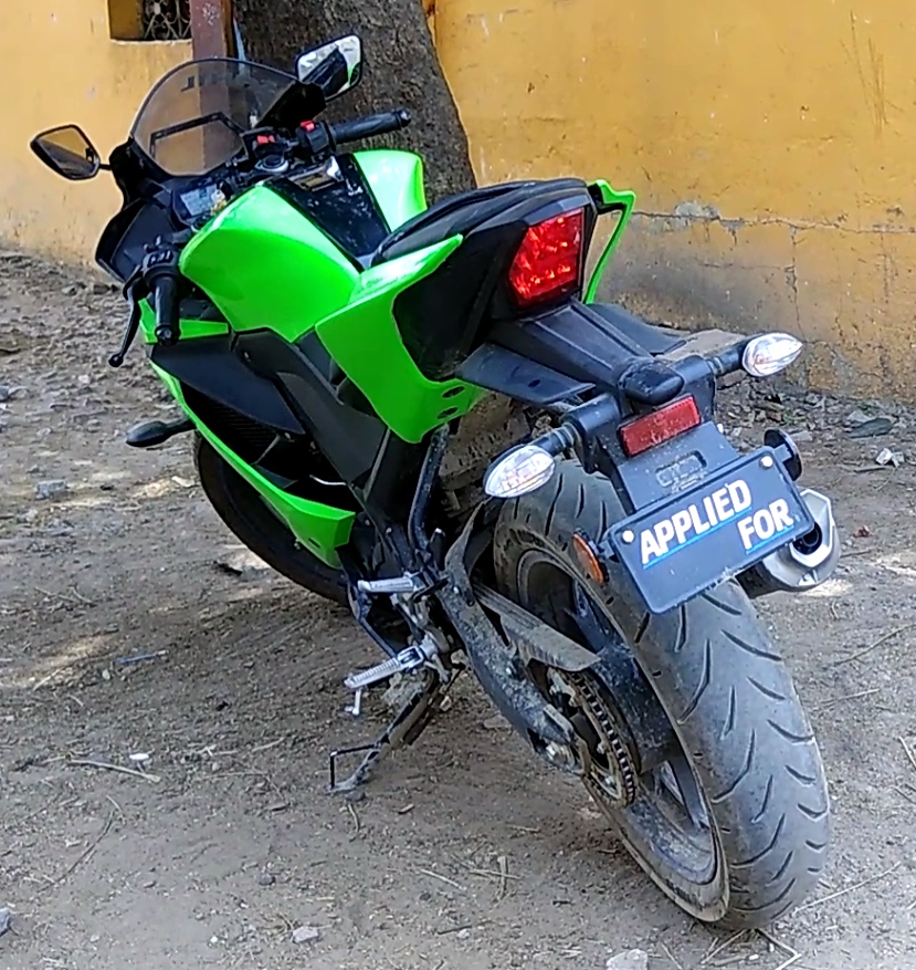 Meet Ninja Green Yamaha R15 Version 3 Sportbike - back