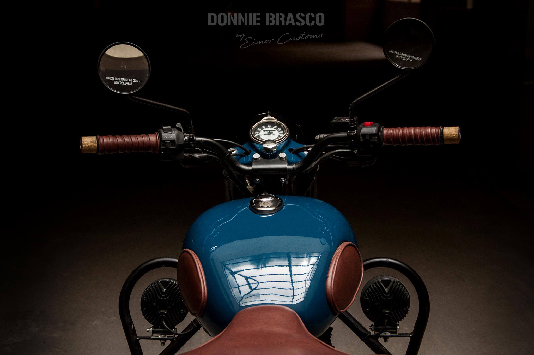 EIMOR Royal Enfield Classic 'Donnie Brasco' Details and Photos - photograph