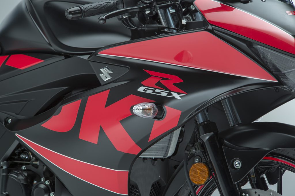 Suzuki GSX-R125 Gets Accessory Pack & Graphics Kit for £330 (INR 30K) - shot