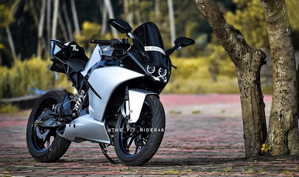 Modified KTM RC 200 Pearl Silver Edition
