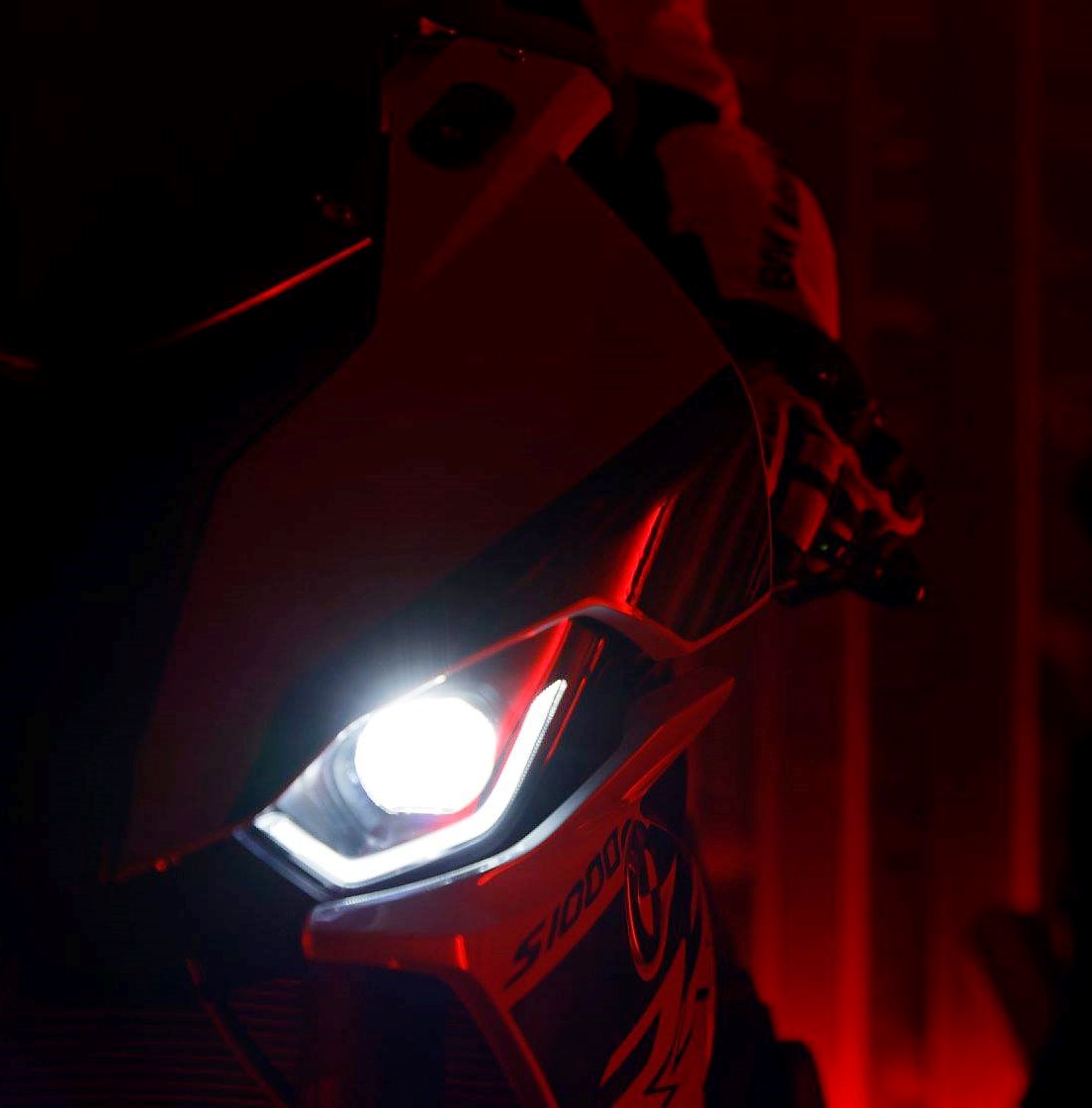 2019 BMW S1000RR Officially Teased