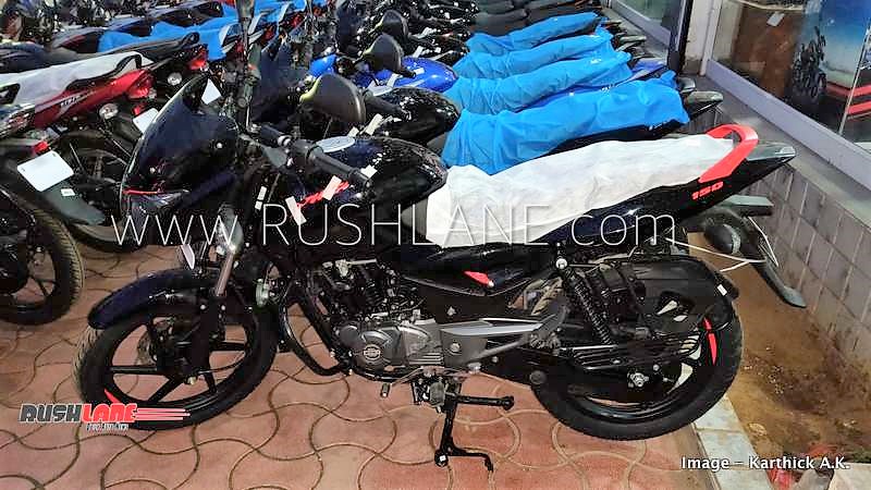 New Bajaj Pulsar 150 Variant Spotted at a Dealership Ahead of Launch - image