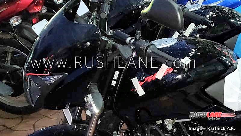 New Bajaj Pulsar 150 Variant Spotted at a Dealership Ahead of Launch - side
