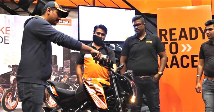 KTM 125 Duke Deliveries Begin in India (Exhaust Sound Video)