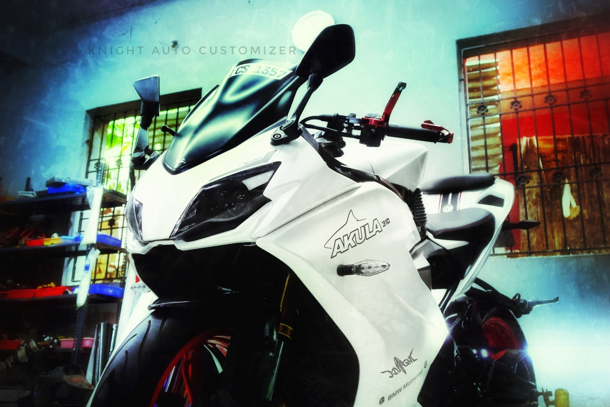 Pearl White TVS Sportbike Looks Stunning - Based on Apache RR 310 - back