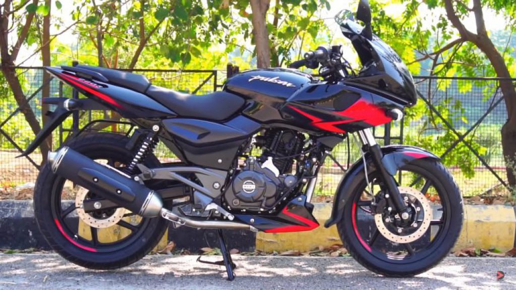 Modified Bajaj Pulsar 220 - Here Are The Best Ideas To Modify Your 220F - foreground