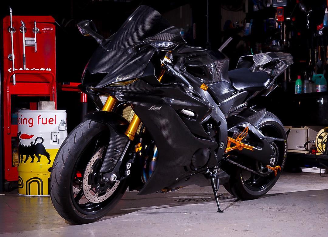 Meet Perfectly Modified Yamaha R6 Carbon Edition - frame