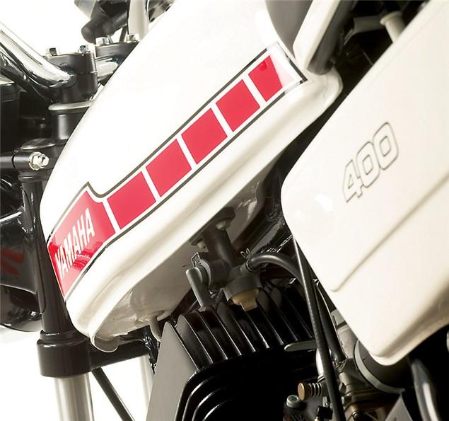 Have You Ever Heard of Yamaha RD400? - Here Are 5 Quick Facts - midground