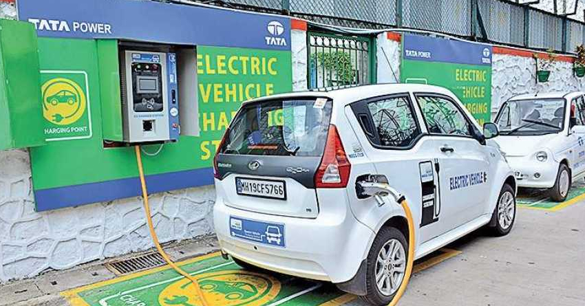 Government Invites Proposals To Set Up 1,000 EV Charging Stations