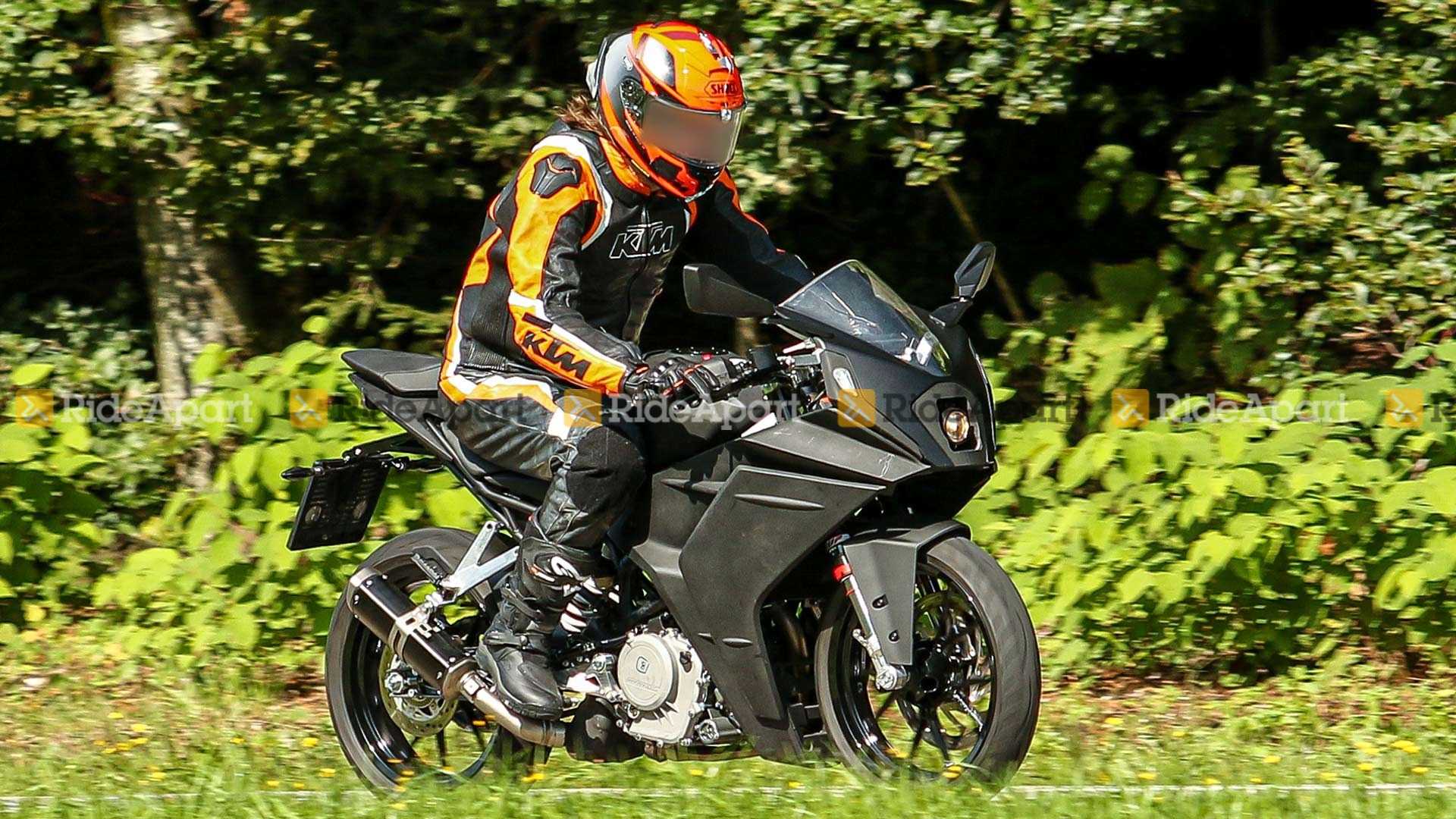 Production-Ready 2020 KTM RC 390 Surfaces Online - close up