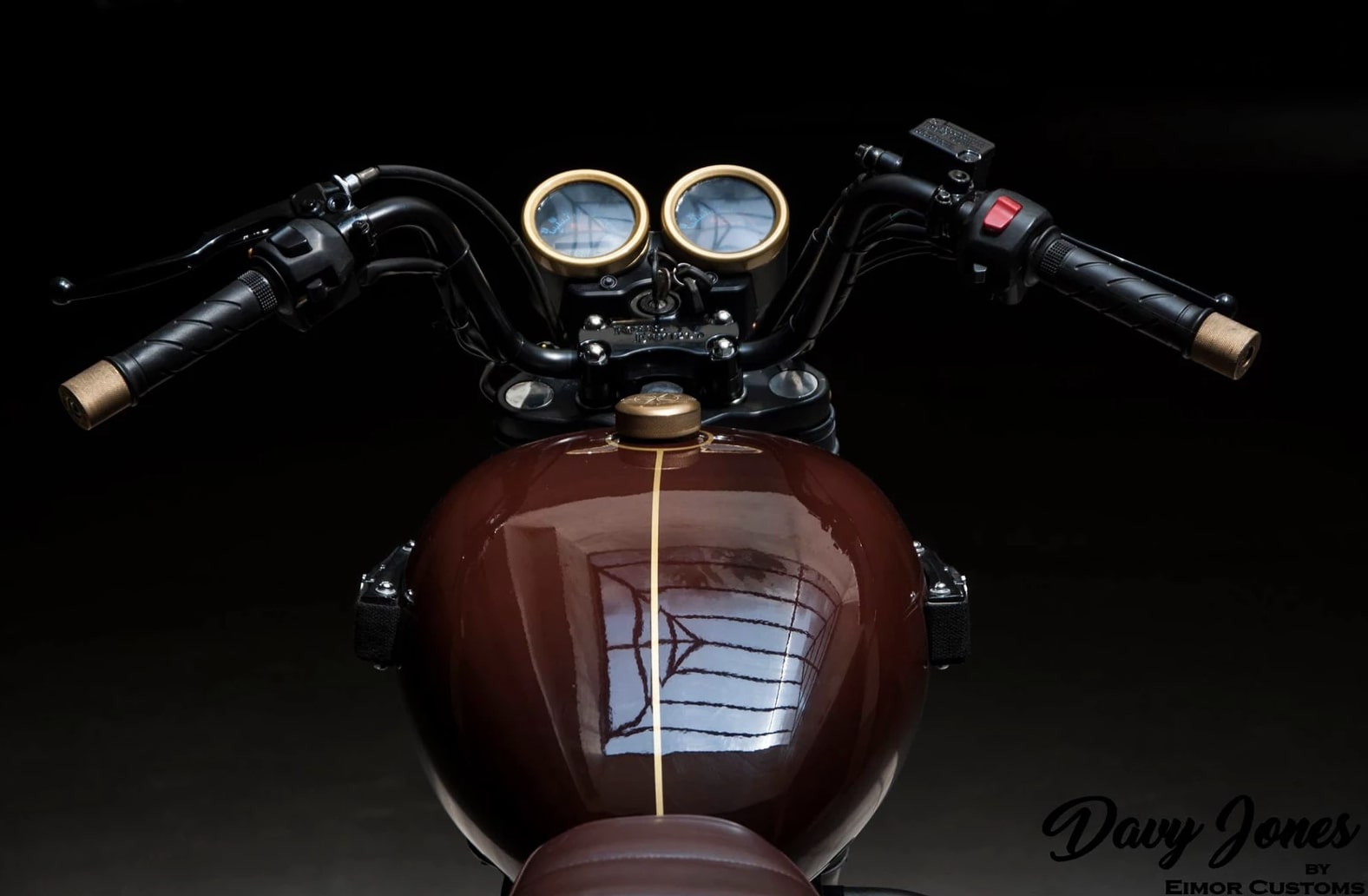 EIMOR Royal Enfield TB 350 Davy Jones Edition Details and Photos - right