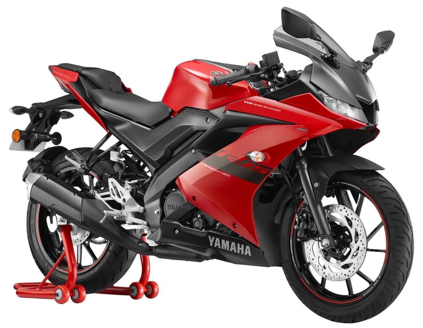 Yamaha R15 V3 in Metallic Red