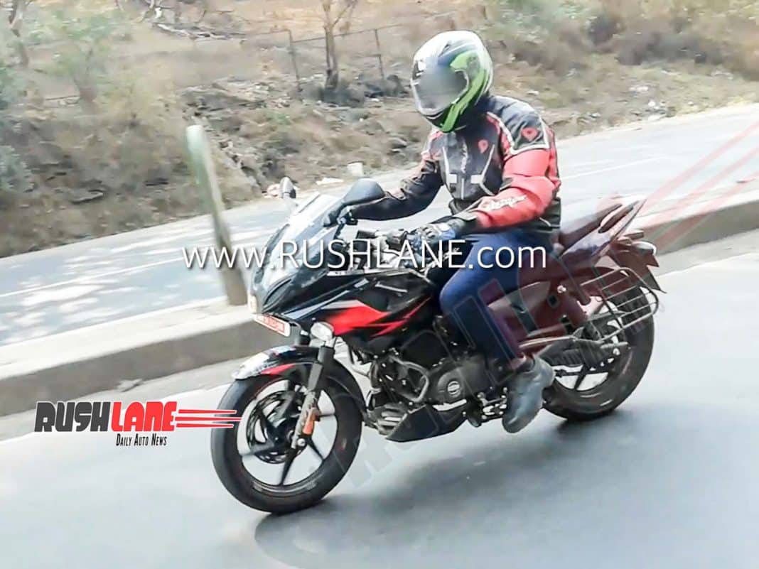 2020 BS6 Bajaj Pulsar 220F Fi Spotted Testing for the First Time - view