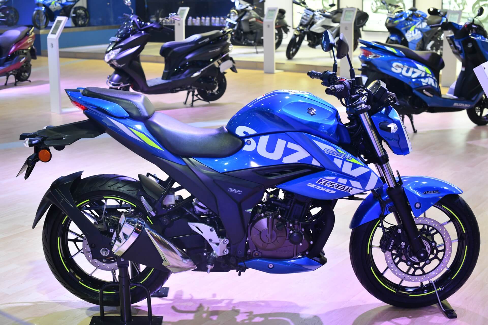 Suzuki gixxer store bs6 new model