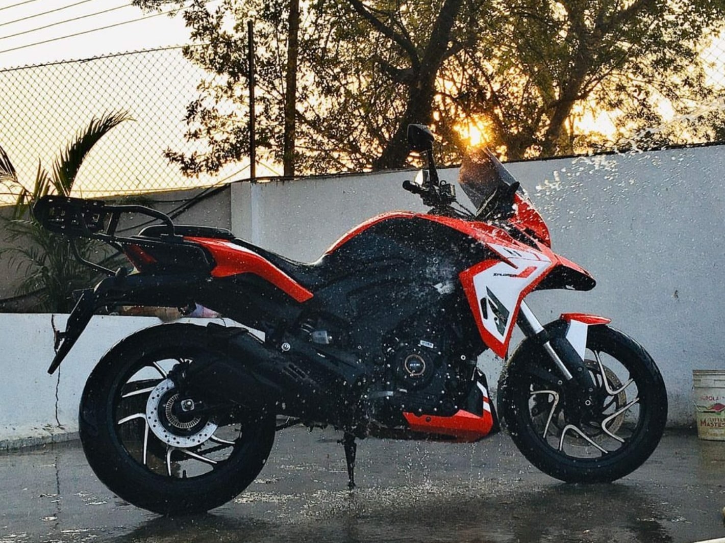 Bajaj Xplorer 400 Adventure Motorcycle Looks Fantabulous! - snap