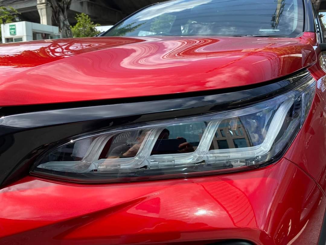 32 Live Photos of Emotional Red Toyota Fortuner Legender - Maxabout News