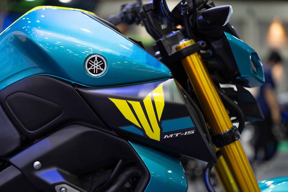 Live Photos of the Yamaha MT-15 'Teal Blue' Limited Edition - top