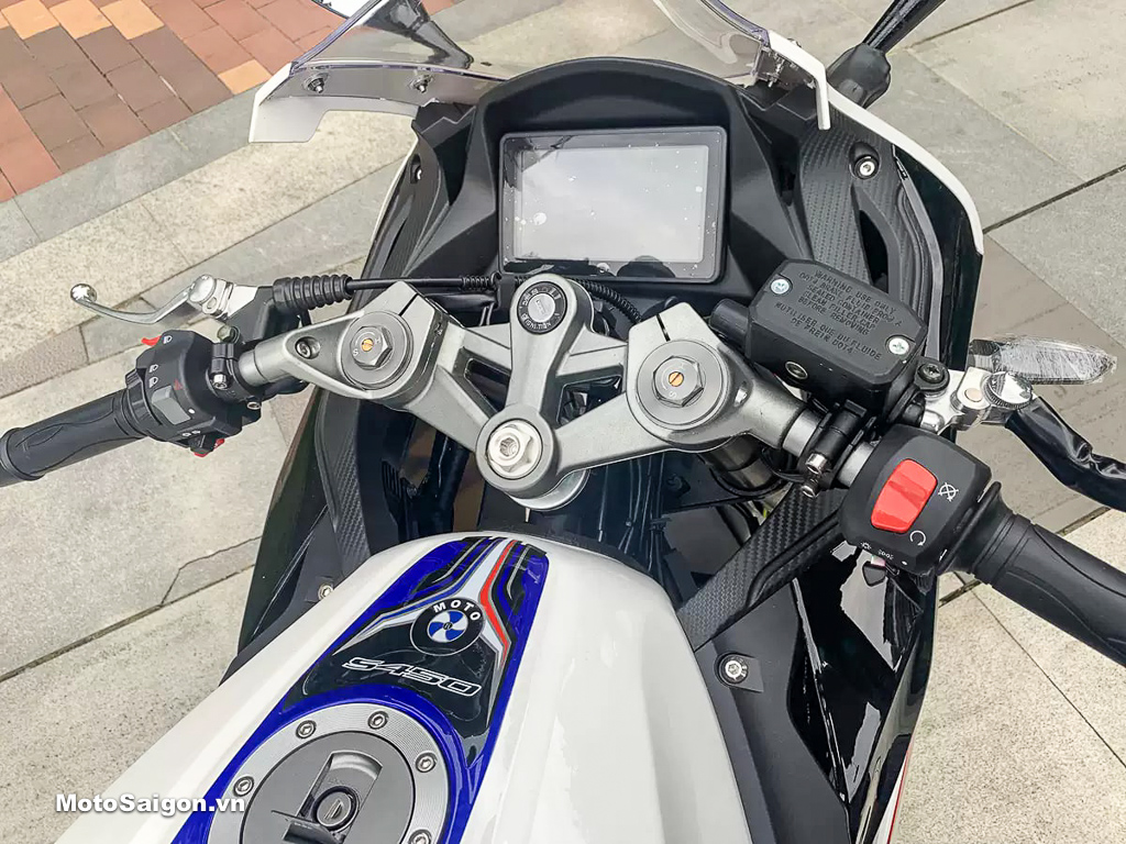Moto S450 RR Fuel Tank and Instrument Console