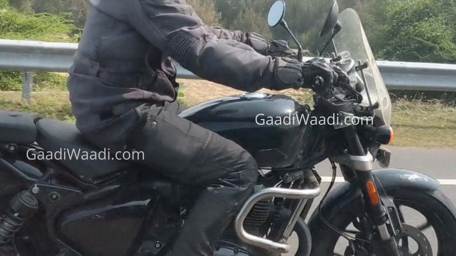 Royal Enfield Cruiser 650 Spotted Undisguised