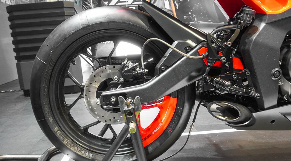 Yamaha R15 V3-Based F155 Moped Concept Revealed - side